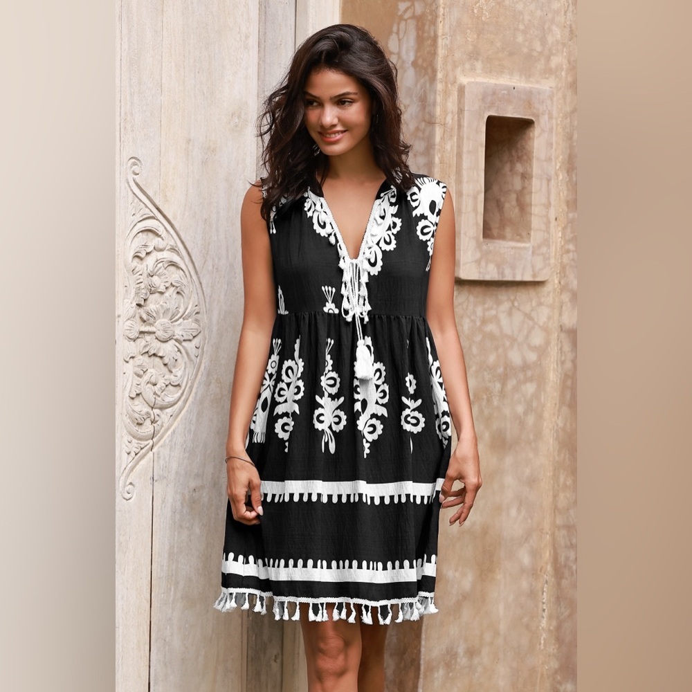 Cupshe Black and White Tie Front Tassel Mini Dress